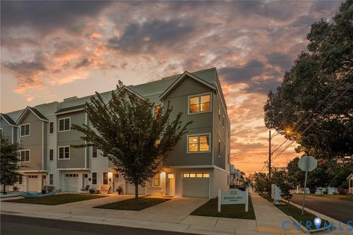 300 Douglas Ave, COLONIAL BEACH, VA, 22443-2203 | Card Image