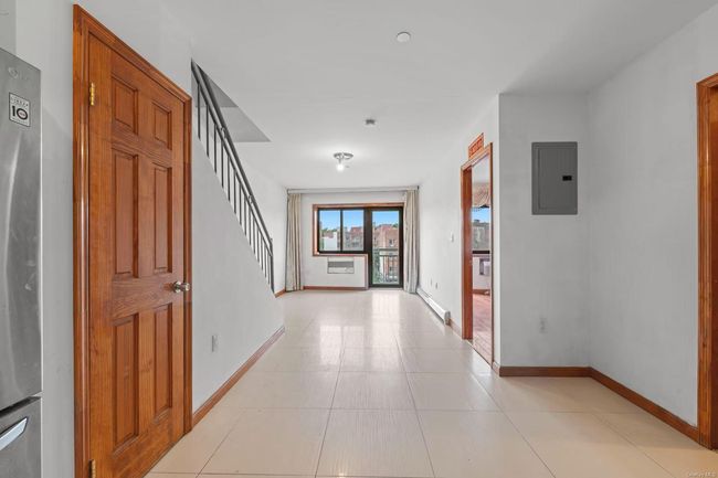 4A - 84-09 Queens Blvd, Condo with 3 bedrooms, 2 bathrooms and null parking in Elmhurst NY | Image 7