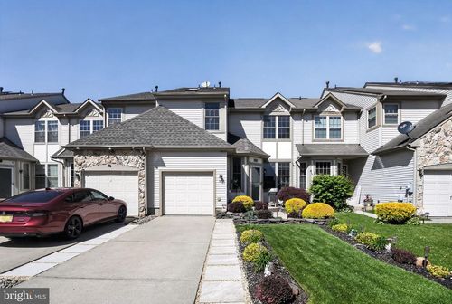 31 Shelburne St, BURLINGTON, NJ, 08016-4308 | Card Image