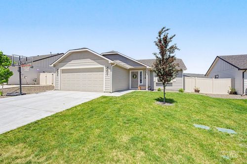 11538 W Black Dog Dr, Nampa, ID, 83686-1038 | Card Image