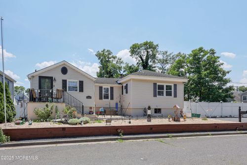 264 Linden Ave, North Middletown, NJ, 07748-5534 | Card Image
