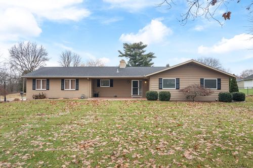 2221 Mifflin, Ashland, OH, 44805 | Card Image