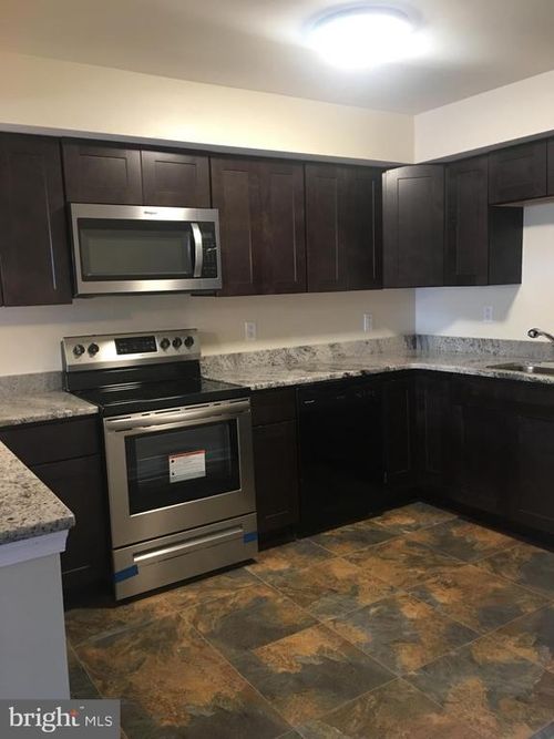 apt-11-1 Pennsylvania Rd, GLASSBORO, NJ, 08028-2197 | Card Image