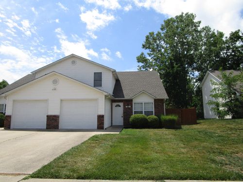 5013 Carrieridge Dr, COLUMBIA, MO, 65203-7012 | Card Image