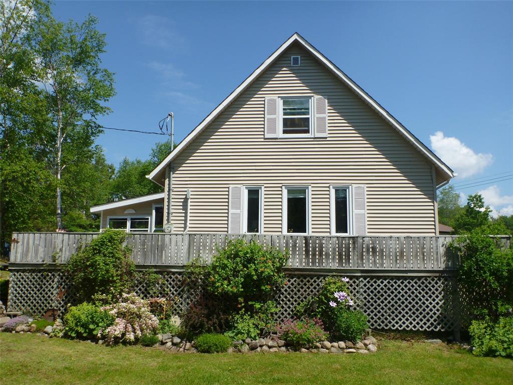 Residential in Terra Nova 5