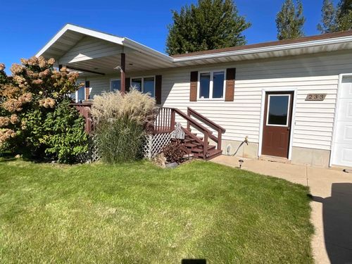 233 W Wilbur Street, Hawkeye, IA, 52147 | Card Image