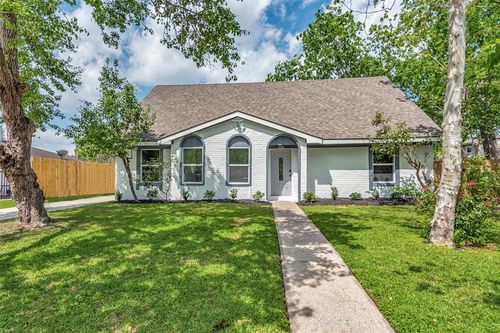 1906 Night Star Ln, Houston, TX, 77077-4820 | Card Image