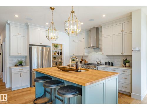 18 Emerald Way, Spruce Grove, AB, T7X2Y4 | Card Image