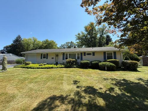 125 Curve Hill Rd, Cheshire, CT, 06410-1604 | Card Image
