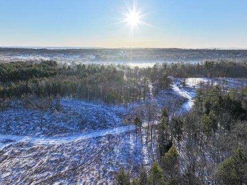 30 Porter Drive, Oakland, ME, 04963 | Card Image