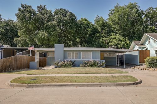 3931 Dexter Ave, Fort Worth, TX, 76107-4432 | Card Image