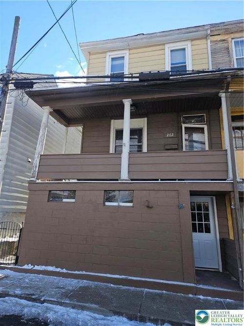 262 E Kline Ave, Lansford, PA, 18232-2114 | Card Image