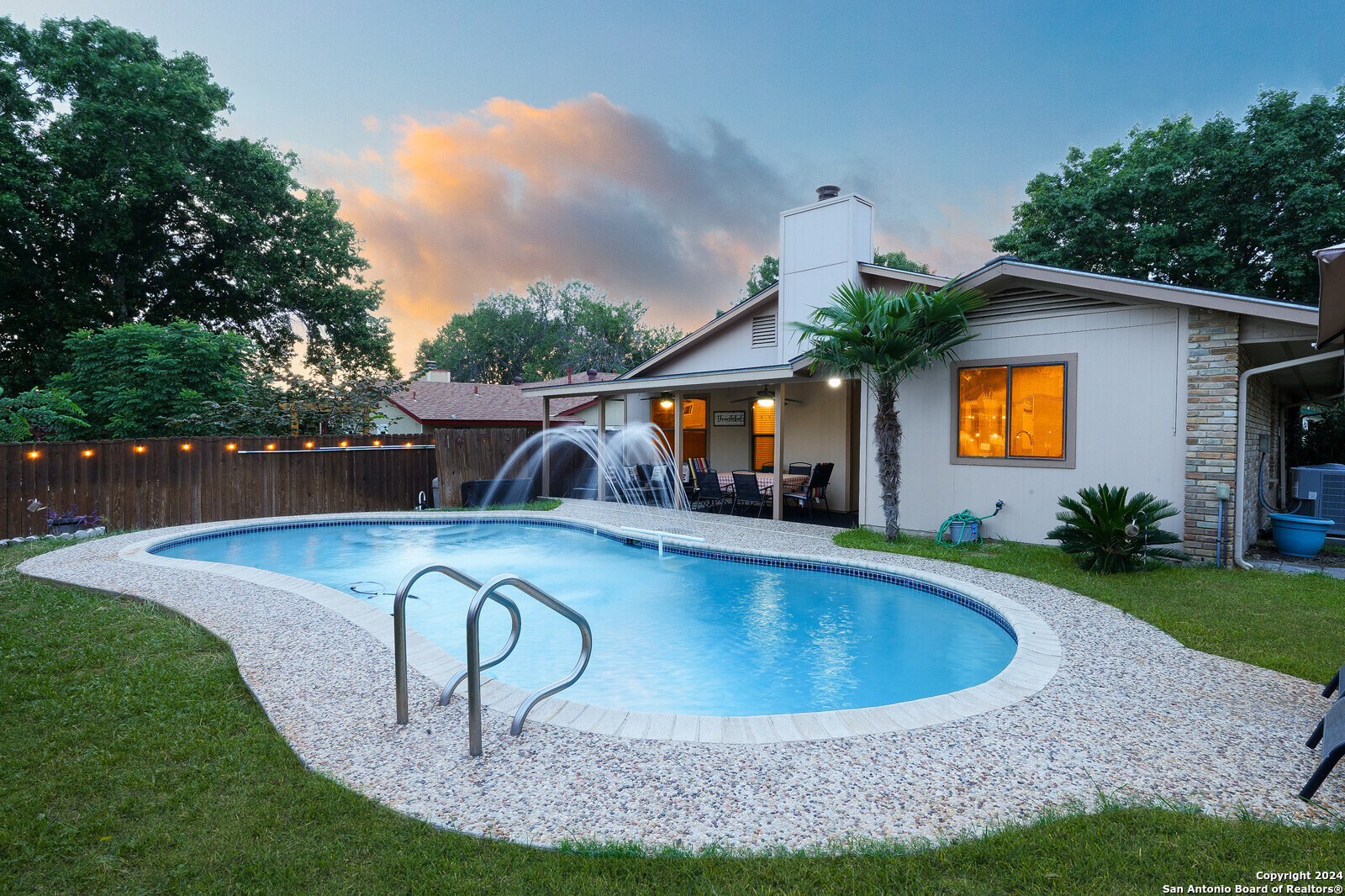 Andorra Dr, Universal City, TX 78148