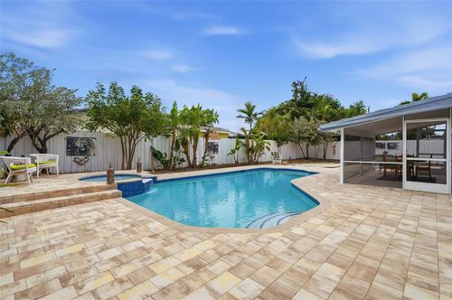 5651 Ne 16th Ave, Fort Lauderdale, FL, 33334-5903 | Card Image