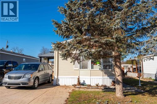 7-9385 Ipperwash Rd, Lambton Shores, ON, N0N1J3 | Card Image