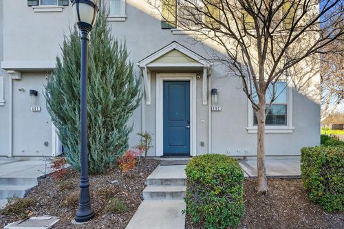 493 Tailoff Ln, Sacramento, CA, 95818-2867 | Card Image