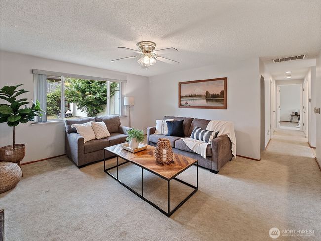 710 Charwila Ln, House other with 3 bedrooms, 1 bathrooms and 4 parking in Enumclaw WA | Image 7