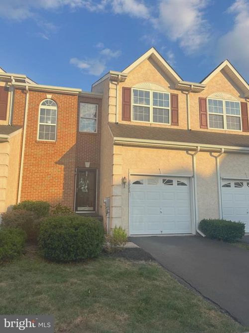 3928 Shainline Ct, COLLEGEVILLE, PA, 19426-4806 | Card Image