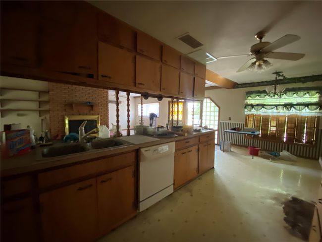 1111 N 5 Th St, House other with 3 bedrooms, 2 bathrooms and null parking in Haskell TX | Image 5
