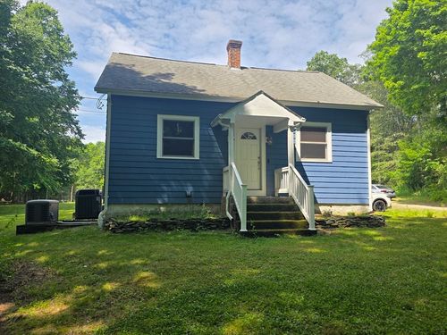 12 Pine St, Rehoboth, MA, 02769-1528 | Card Image
