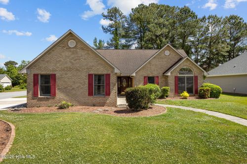 300 Mahaffey Ln, New Bern, NC, 28560-9460 | Card Image