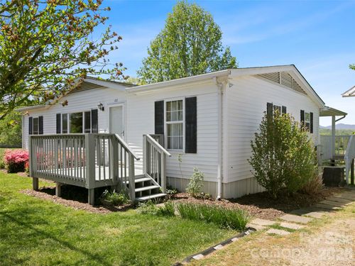 60 Dix Creek Chapel Rd, Asheville, NC, 28806-8476 | Card Image