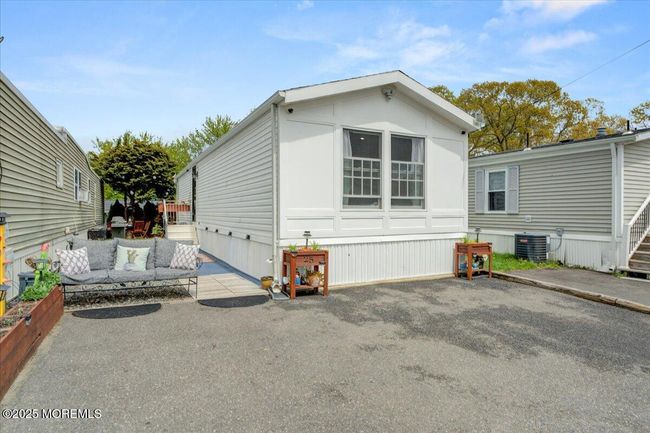 Room for 3 Cars in Driveway | Image 19