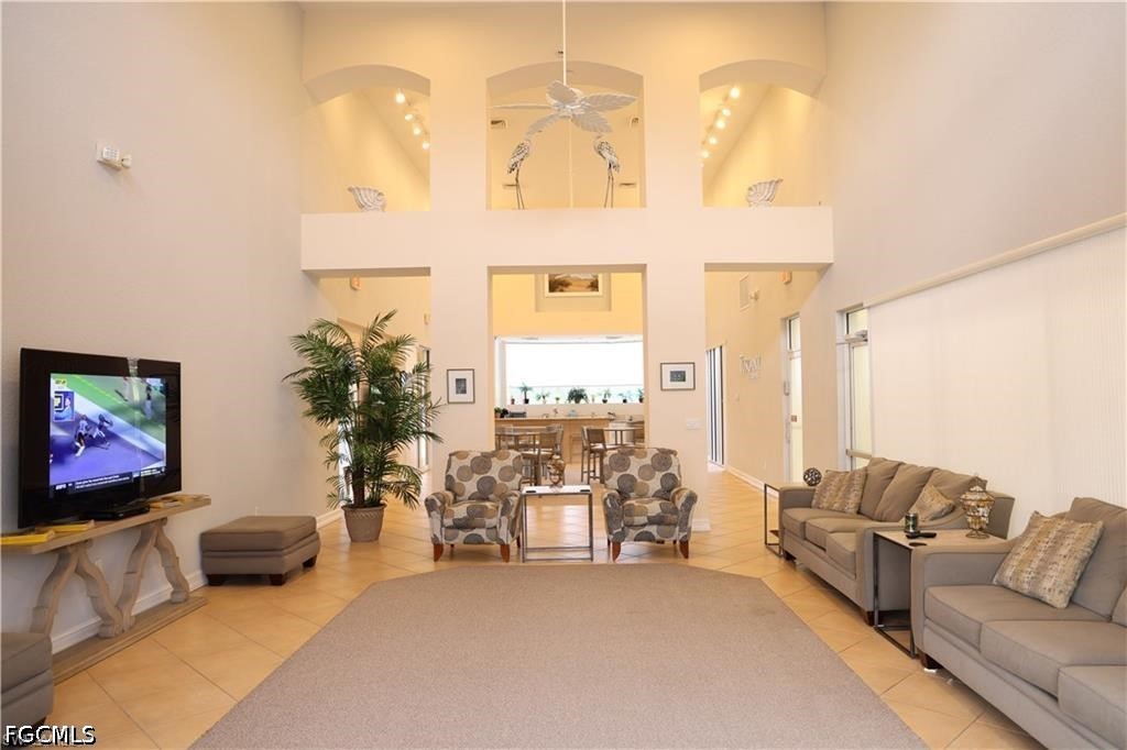 Residential Lease in Fort Myers 2