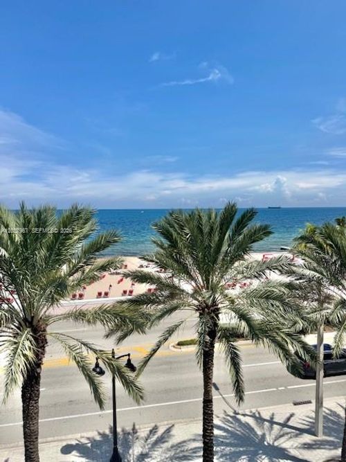 1208-3101 Bayshore Dr, Fort Lauderdale, FL, 33304-4249 | Card Image