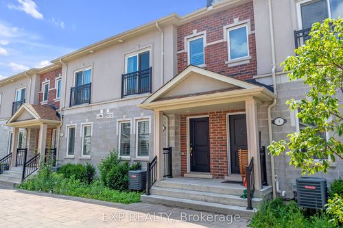 1060 St Hilda'S Way, Whitby, ON, L1N0L3 | Card Image