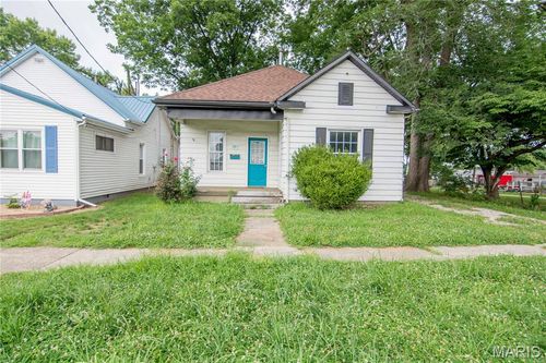 407 N 8th St, Vandalia, IL, 62471-2200 | Card Image
