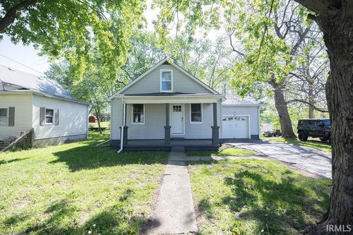 716 14th St, New Castle, IN, 47362-4308 | Card Image
