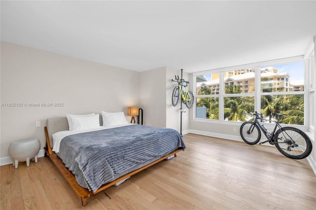 APT-6A - 615 Ocean Dr, Condo with 3 bedrooms, 3 bathrooms and null parking in Key Biscayne FL | Image 14