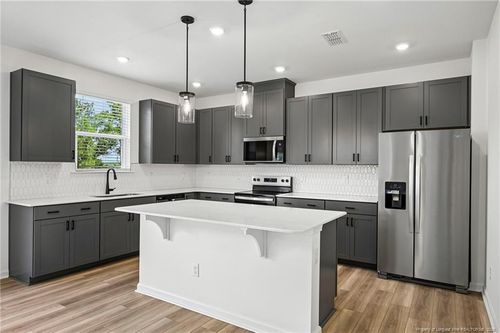 23 Chestnut Oak Ln, Lillington, NC, 27546-5268 | Card Image