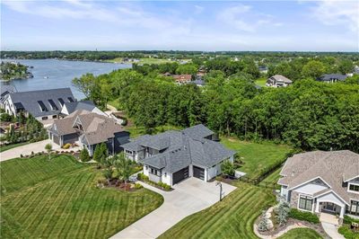 12 Buffalo Ridge Drive, House other with 4 bedrooms, 3 bathrooms and null parking in Lake Winnebago MO | Image 3