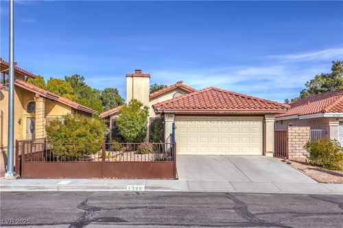 7386 Coffeyville Ave, Las Vegas, NV, 89147-4011 | Card Image