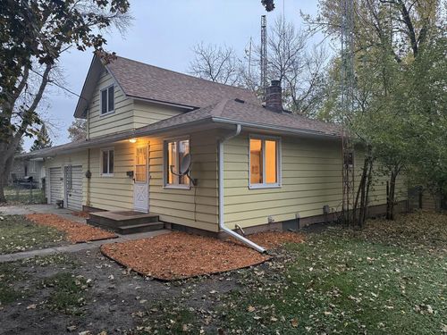 704 3rd Avenue, Livermore, IA, 50558 | Card Image