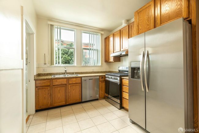 1301 4 Th Ave, Condo with 2 bedrooms, 2 bathrooms and 1 parking in San Francisco CA | Image 7