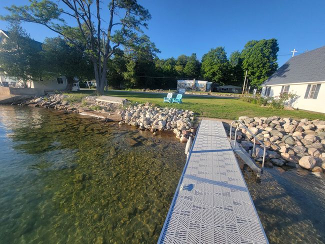4642 Main St, House other with 8 bedrooms, 5 bathrooms and null parking in Onekama MI | Image 15