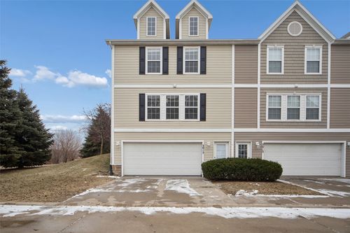 3015 Sw Arlan Ln, Ankeny, IA, 50023-6827 | Card Image