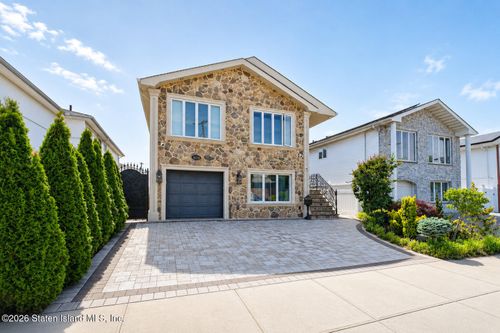 160-16 92nd St, Howard Beach, NY, 11414-3405 | Card Image