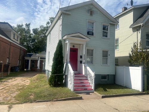 212 West St, New Haven, CT, 06519-1226 | Card Image