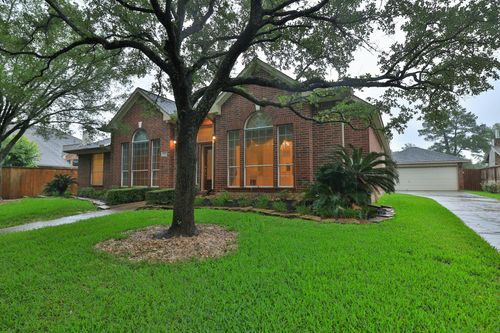 17222 Leeside Dr, Tomball, TX, 77377-8063 | Card Image