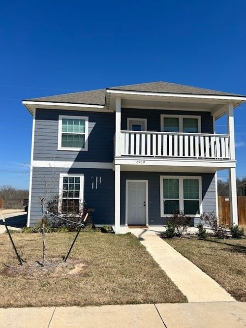 6939 Halter Loop, College Station, TX, 77845-5500 | Card Image