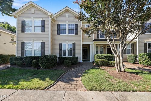 160 Point Comfort Ln, Cary, NC, 27519-2524 | Card Image