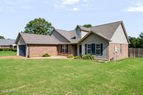 27 Augusta Dr, Three Way, TN, 38343-8510 | Card Image