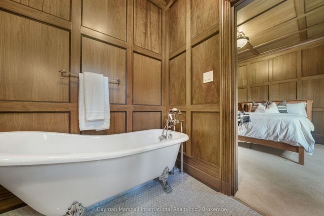 1040 Skeleton Lake 1 Rd, House other with 3 bedrooms, 6 bathrooms and 10 parking in Utterson ON | Image 21