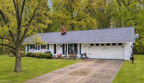 6419 Cambridge Park Dr, Mentor, OH, 44060-2471 | Card Image
