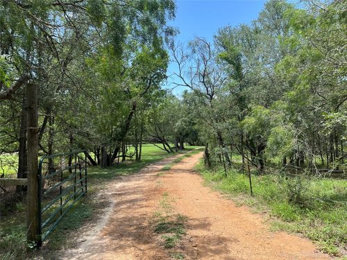 354 Lower Red Rock Rd, Bastrop, TX, 78602-3261 | Card Image