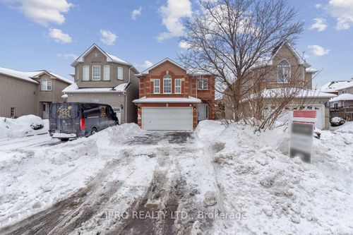 5204 Red Brush Dr, Mississauga, ON, L4Z4B4 | Card Image